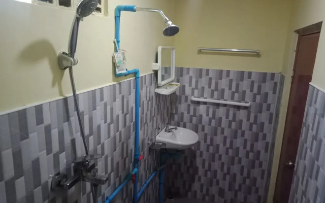 Royal Lin Thar Guest House
