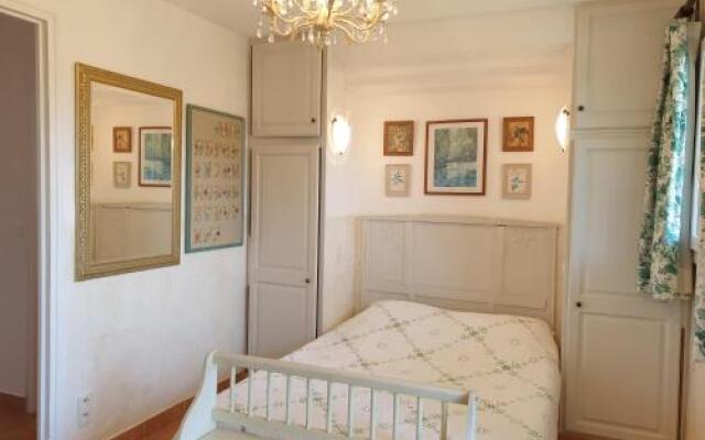 Residences Le Home  A Merula