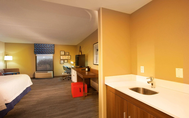 Hampton Inn Pennsville