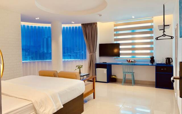 Chill Box Premier Beach Hotel