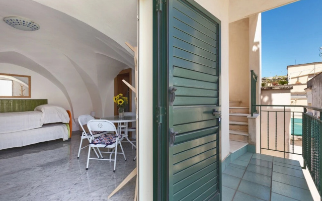 2341 Villino Salsedine by Barbarhouse