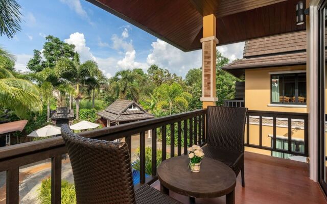 Bright Luxury Villa W Garden Pool & Sauna