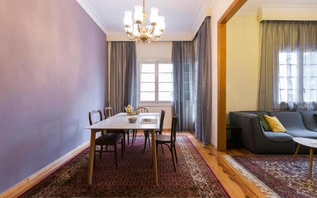 #FLH - Authentic Retro Flat in City Center