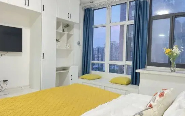 Yan Shusha Light Luxury Apartment (Haicheng Road Branch)