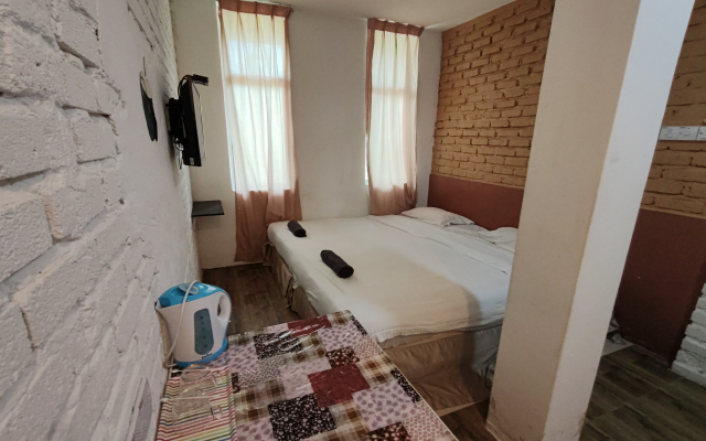 M Motel Meru