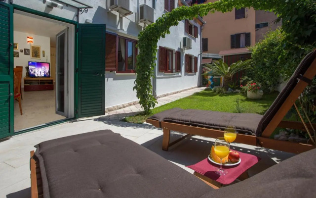 Apartment Kadena