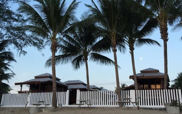 SN Plytorn Beach Hotel