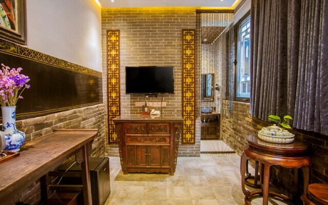 Floral Hotel Selected Residence