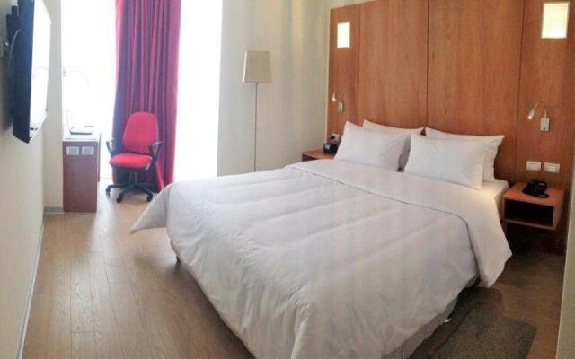 Ramada Encore Lima San Isidro