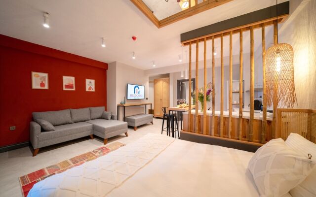 Reddoors Suites Sea View