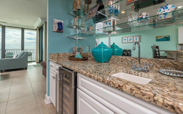 Phoenix Ix 1204 3 Bedroom Condo