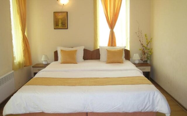 Tabanov Beach Hotel