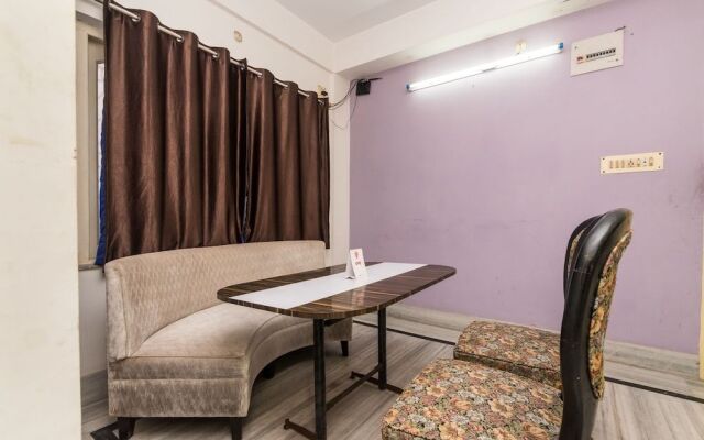 OYO 10919 Amar Raj Rooms