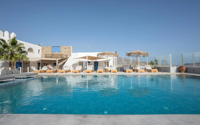 Alexandros Mykonos