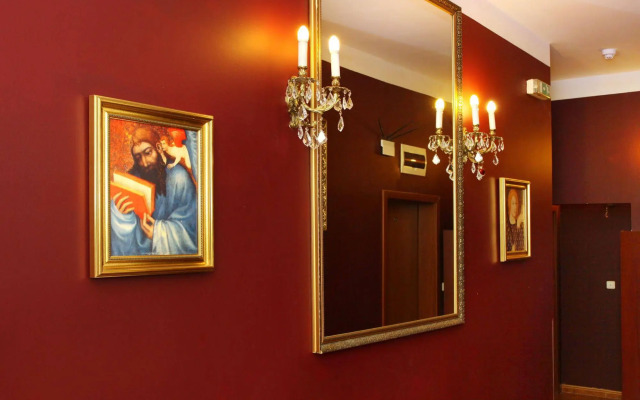 King Charles Boutique Hotel Residence