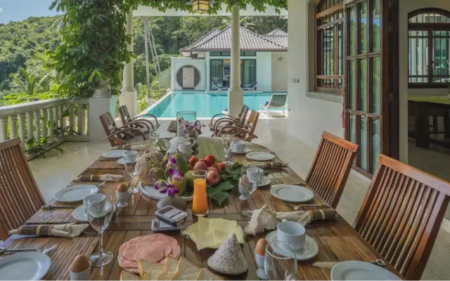 Beach Front Luxury Villa Hai Leng
