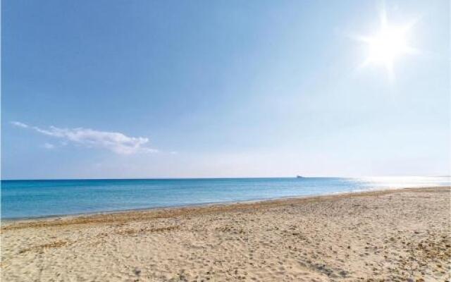 Four Bedroom Holiday Home in Vittoria
