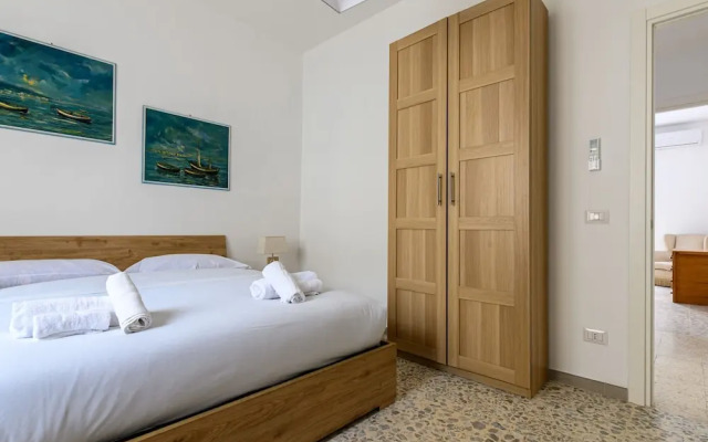 Via Coriolano 8 in Naples