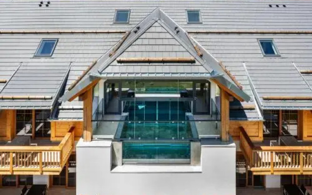 Schwarzenbach - Apartments & Rooftop Pool