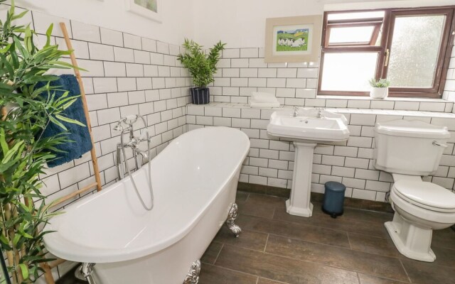Orchard View, Leominster