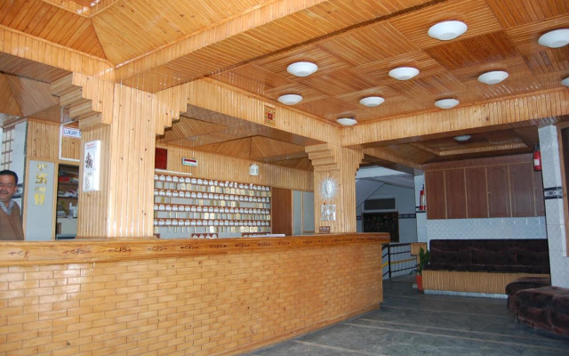 Hotel Gulmarg Regency