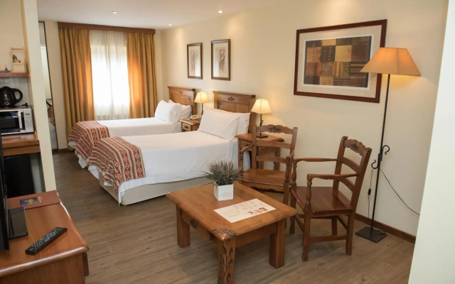 Del Bosque Apart Hotel