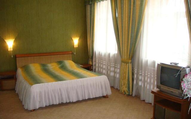 Volf Club Hotel