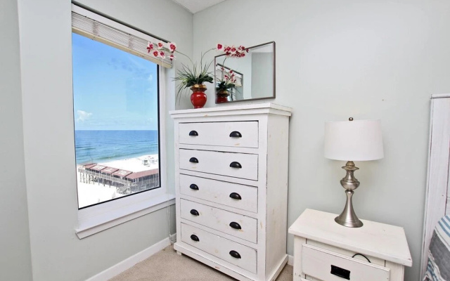 Boardwalk 681 by Youngs Suncoast