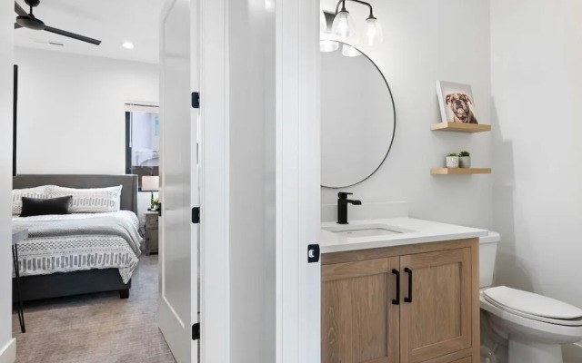 The Dugout 8 Bedroom Home