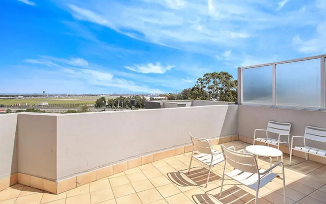 Sydney Airport Suites