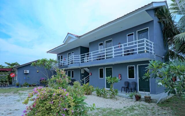 OYO 89890 Mila Motel 2