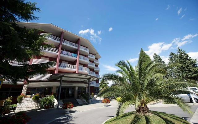 San Simon Resort