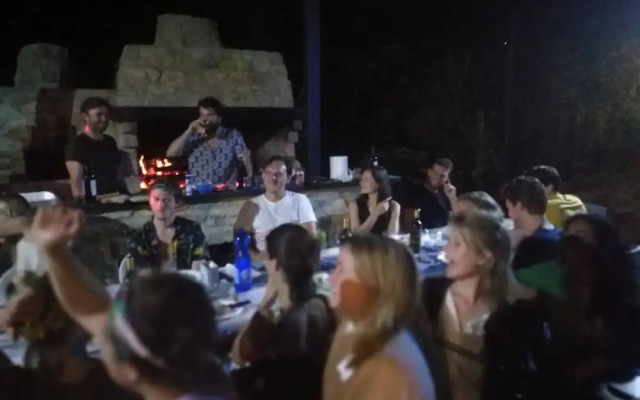 Gardenia Bedroom Kitchen Bathroom 4 Pax