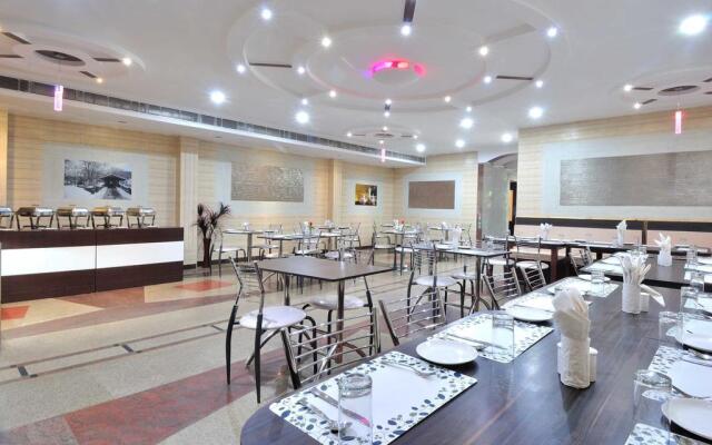 FabHotel Fatehabad Road II