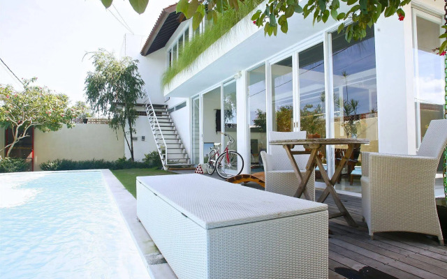 Villa A Villa