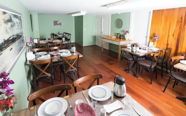 Mini Harem Hotel