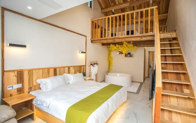 Wuzhen Ziye Musu Inn