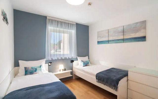 Marina Apartment Ammonite