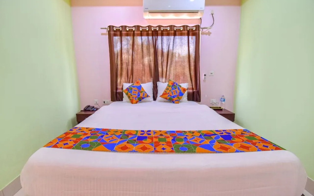 Fabhotel Knight Airways