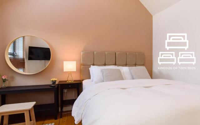 City Retreat, 2 Bed House with Cloudstream Hot Tub