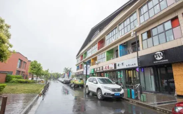 Tucheng Hotel Apartment
