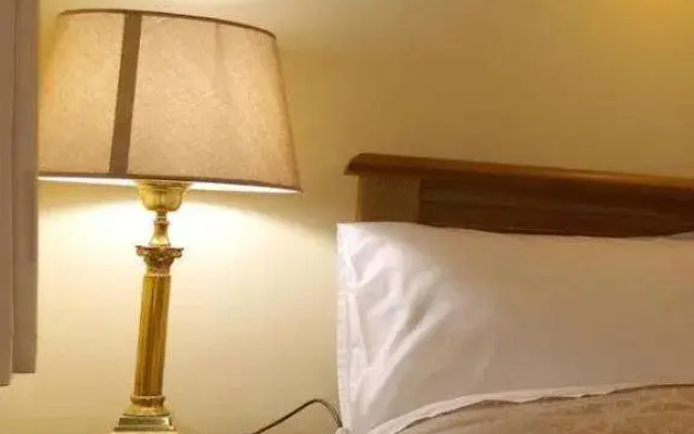 Woodhaven Manor