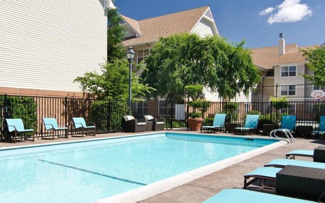 Sonesta ES Suites Fresno
