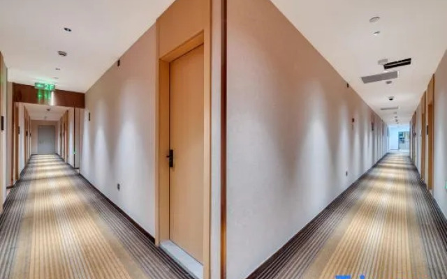 Elong Me Anlai Hotel (Shanghai Hongqiao Zhongshan West Road)