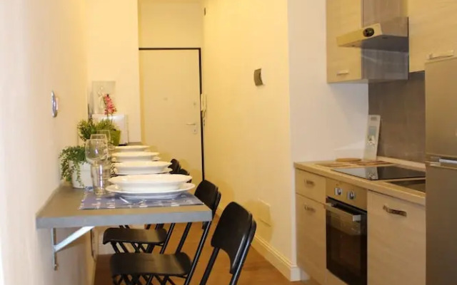 Art Apartment Stazione B