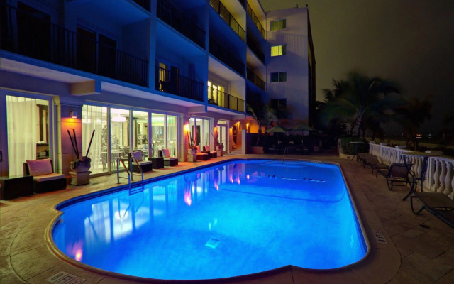 The Sea Lord Hotel & Suites (Adults Only)