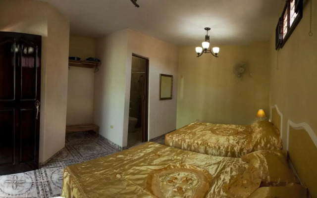 Hostal Barcelo