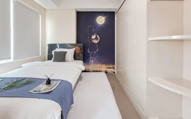 Bright Studio Room Apartment At B Residence