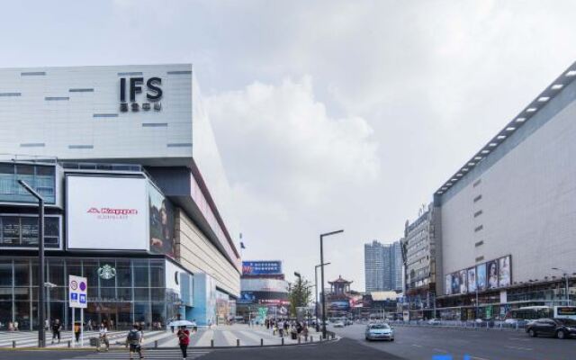 Mo Ning Hotel (Changsha High-speed Railway Wuyue Plaza Branch)