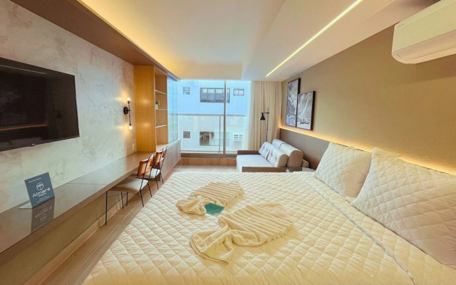 Setai Yacht S4- By Almare Flats